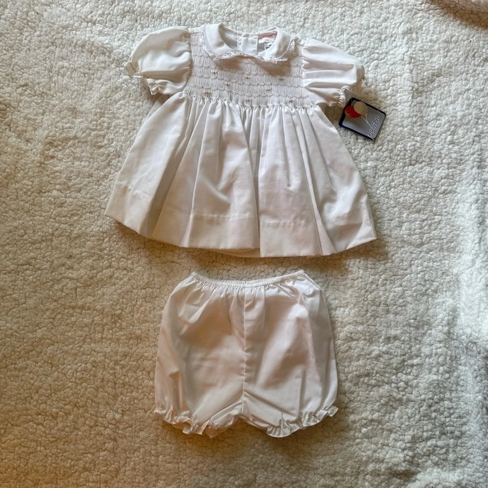 NWT Petit Ami White Embroidered Baby Dress Peter Pan Lace Trim Collar Bloomers
